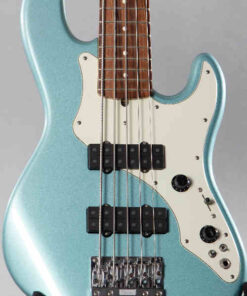 PG 748: Fender "Roscoe Beck V" 5 String